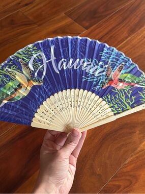Hawaii Folding Hand Fan with Sea Turtle Design - Blue & Green